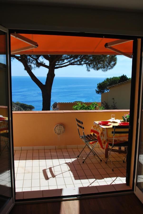 Grotta Azzurra Apartment - Cavoli - Terrazza Vista Mare, Clima E Parcheggio San Piero in Campo  Экстерьер фото